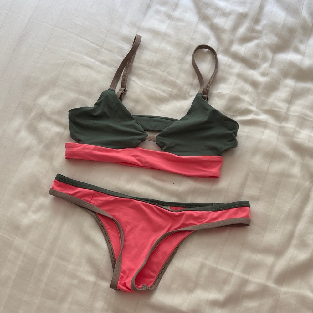 Stylish Madewell X Tavik Green and Pink Bikini Set